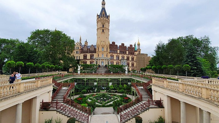 Schweriner-Schloss-800x450 (900x593, 102Kb)