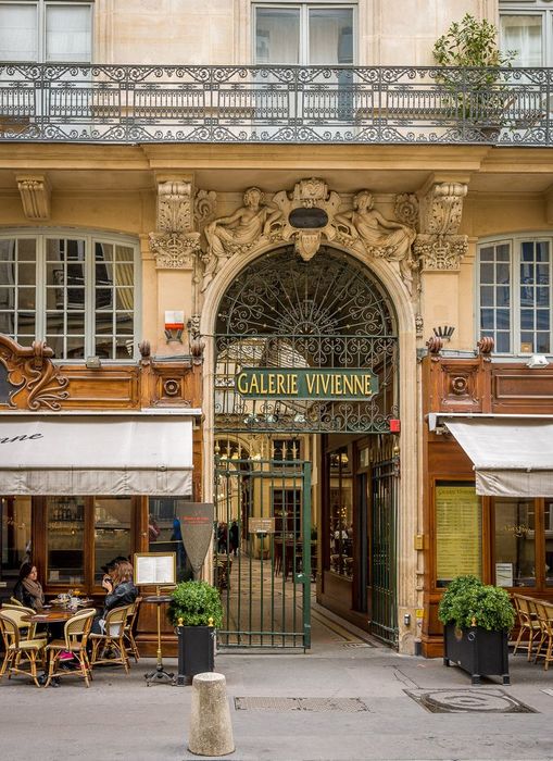 1a5aba4e9ed17974cdaa58ae274b0f28--galerie-vivienne-paris-travel (720x900, 100Kb)