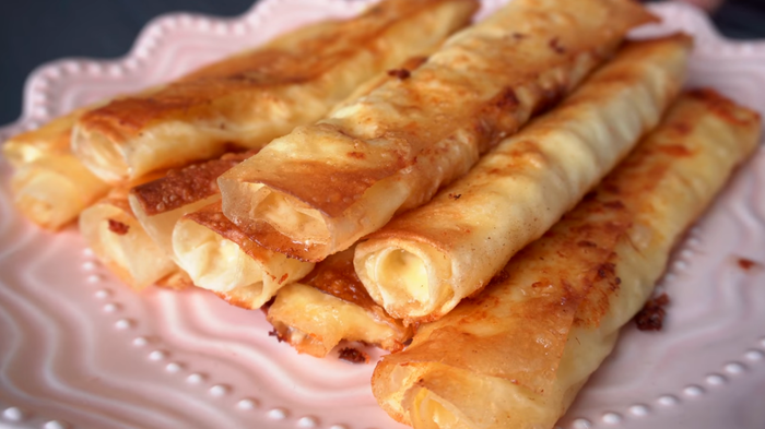 трубочки из лаваша с сыром и яйцом 2 (700x393, 347Kb)