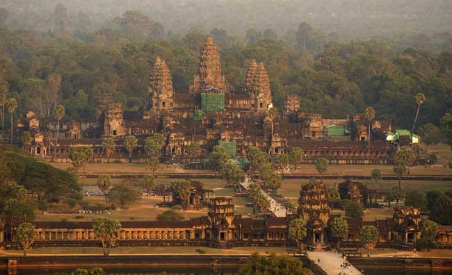 Angkor-Wat-Cambodia (650x396, 39Kb)