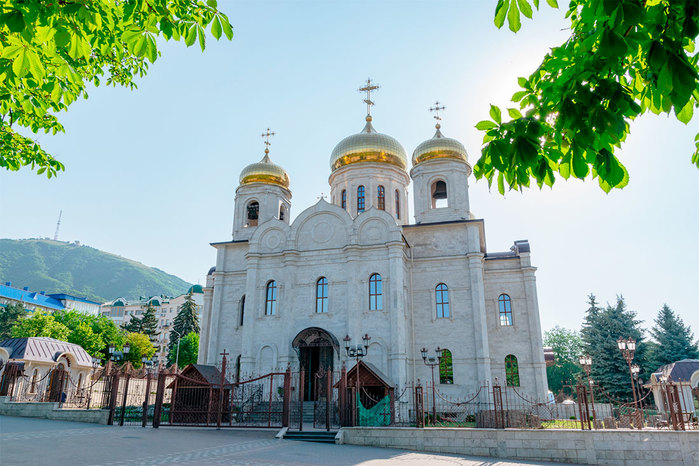 spassky-cathedral-pyatigorsk (700x466, 121Kb)