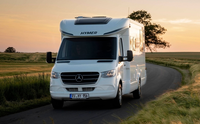 5097660_Avtodom_na_baze_MercedesBenz_Sprinter_13 (700x434, 197Kb)