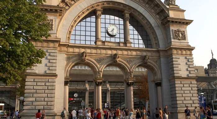 Bahnhof Luzern (900x583, 126Kb)