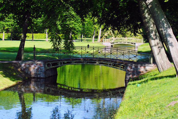 schlossgarten-4d19f59a-4c7f-4537-aa15-8476f03581a9 (900x668, 178Kb)