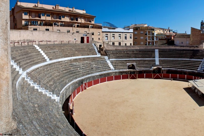 2714816_19EnricGandia11000x667 (700x466, 105Kb)