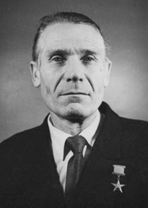1908Mannik_Mikhail_Danilovich1 (497x700, 109Kb)