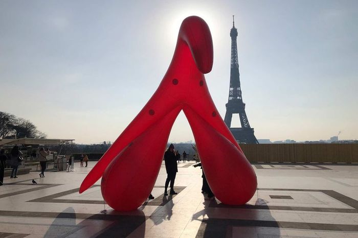 Clitoris-TrocaderoTrocadéro hier, lundi 8 mars 2021 (700x466, 36Kb)