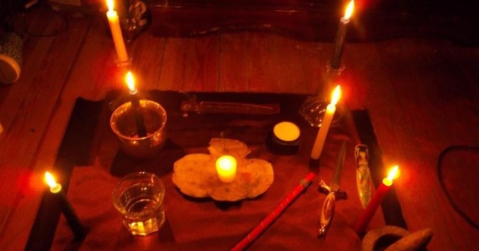 6817861_BlackMagicSpellsForLove (700x366, 54Kb)
