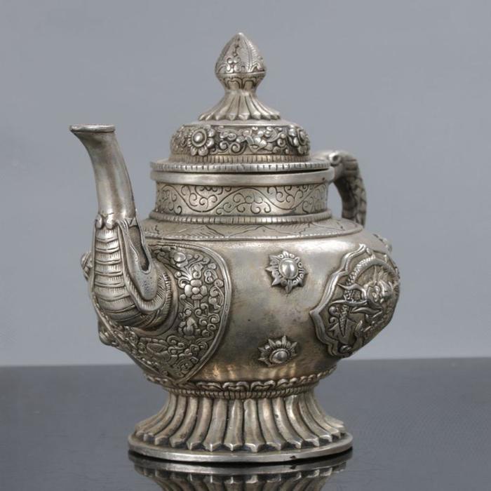 collectible-old-chinese-tibetan-silver-handwork (700x700, 47Kb)