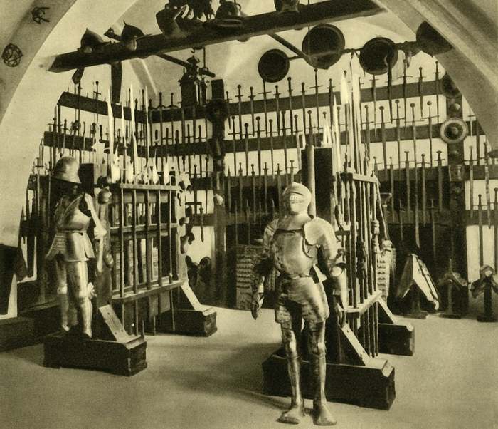 2714816_Unbekannt__Armoury_Burg_Kreuzenstein_Lower_Austria_c1935__MeisterDrucke748904 (700x602, 68Kb)