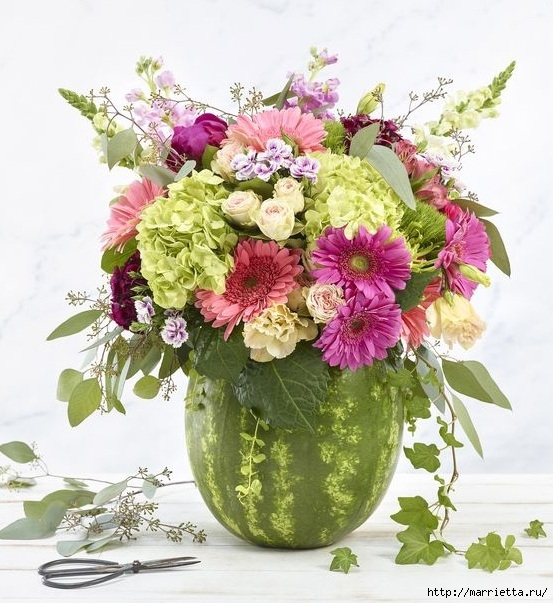 Цветочная ваза из арбуза (10) (553x603, 239Kb)