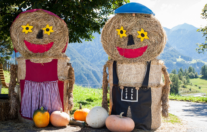 2_serfaus-fiss-ladis-genussherbst-strohpuppen-c-andreas-kirschner (900x645, 355Kb)