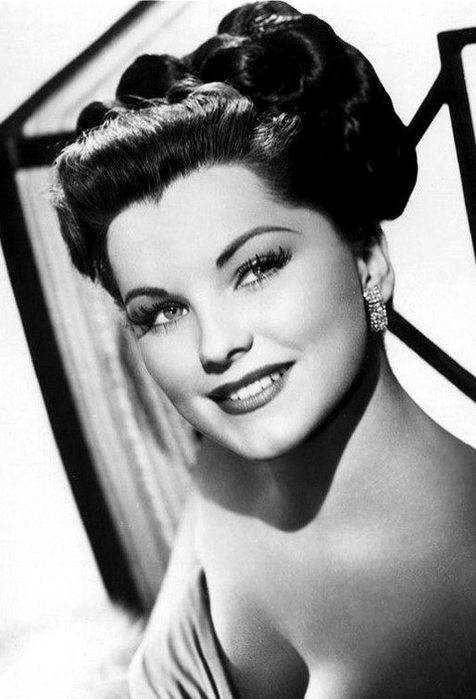 154419240_133312839_132985807_Debra_Paget (476x699, 181Kb)