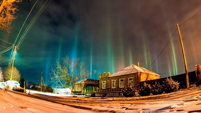 3109898_1920_Stolbi_sveta_rostov (700x393, 77Kb)