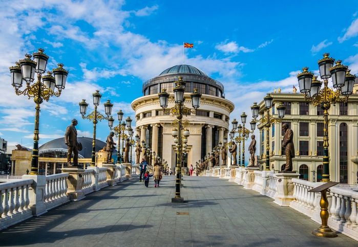 The-Art-Bridge-in-Macedonia (900x683, 82Kb)