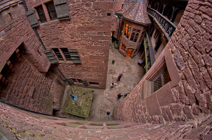 chateau-du-haut-koenigsbourg-17 (700x463, 523Kb)