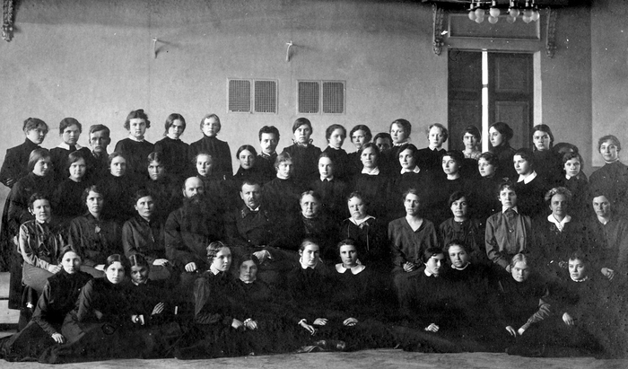 0-0 Посад Мелекесс, Мелекесская женская гимназия, 7 класс, 1917 год (700x411, 199Kb)