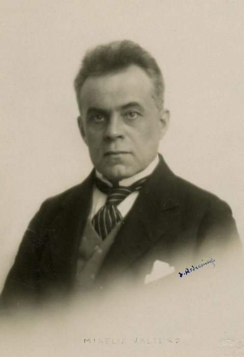 Mikelis_Valters (479x700, 165Kb)