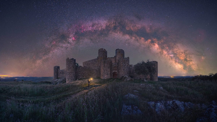 2022-Milky-Way-Photographer-Year-JoseGalvan (700x393, 255Kb)