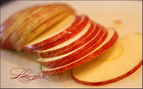 Букет роз из яблок - рецепт пирожного (8) (500x310, 198Kb)