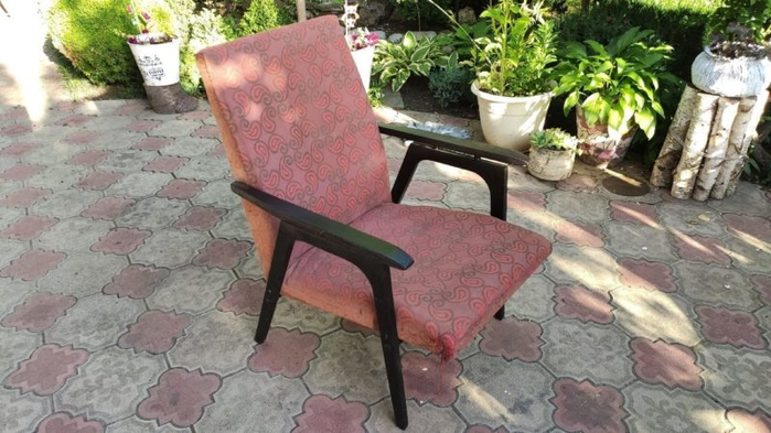 Реставрация кресла конца 60-х годов. Теперь старое советское кресло впишется в современный интерьер