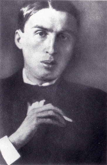 Georgy_Ivanov_(1921) (365x560, 274Kb)