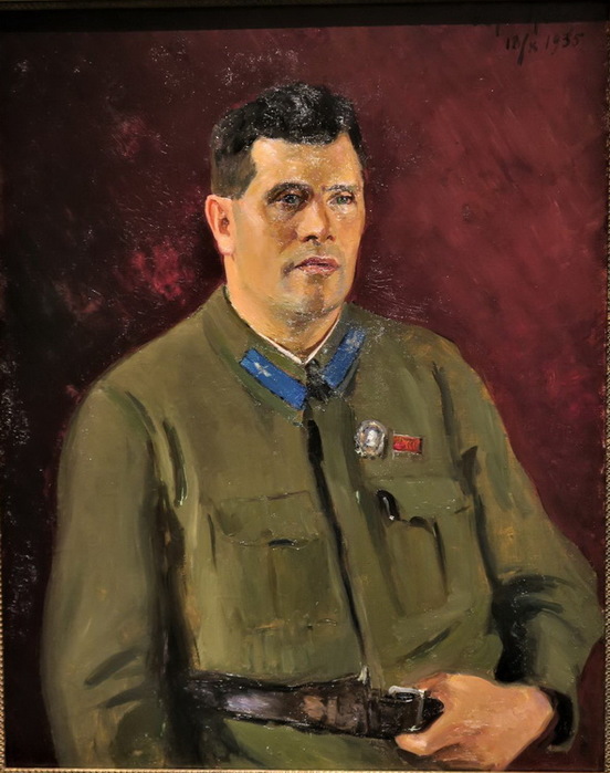 1935 Портрет летчика М.В.Водопьянова. участ. спас челюскинцев (552x700, 108Kb)