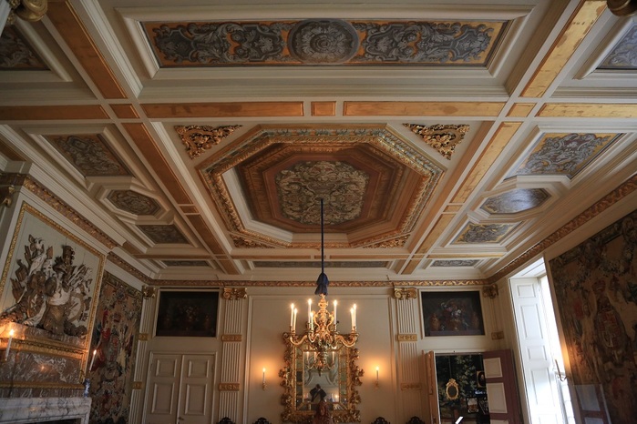 Paleis_Het_Loo_-_new_diningroom_20120912-02 (900x666, 131Kb)