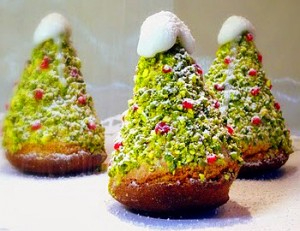 Готовим пирожные «Рождественская елочка» (4) (300x231, 82Kb)