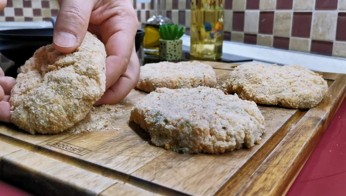 куриные котлеты2 (700x396, 297Kb)
