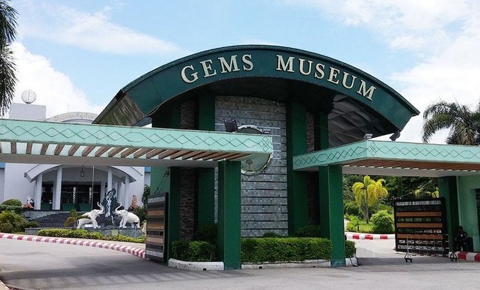 gem-museum-naypyidaw (900x623, 76Kb)