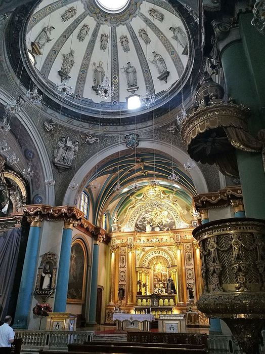 Altar_i_àbsis_de_Santo_Domingo2 (724x900, 112Kb)