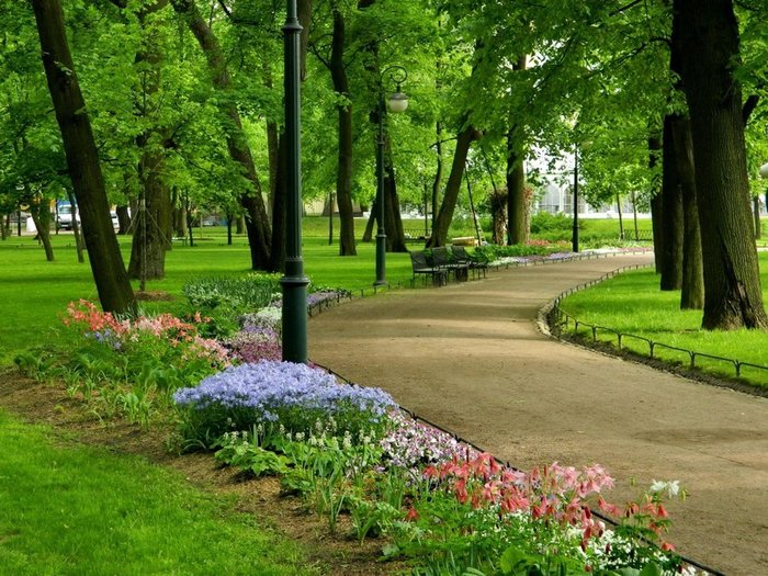 1638895735_45-krot-info-p-krasivii-park-v-minske-krasivie-foto-46 (700x525, 128Kb)