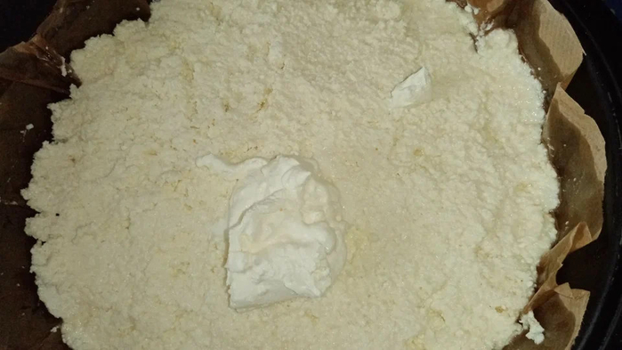 curd mass in the form of (700x393, 222Kb)