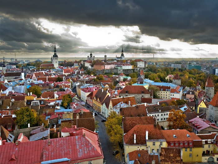 tallinn-landscape-estonia (700x525, 449Kb)