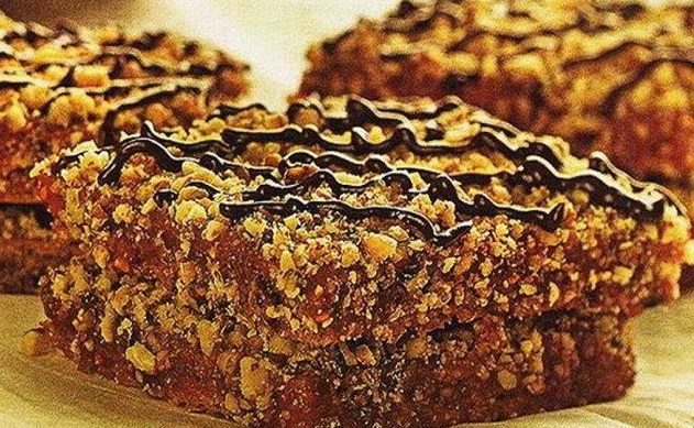 ореховое пирожное с малиновым вареньем - отличный десерт 1 (631x389, 628Kb)