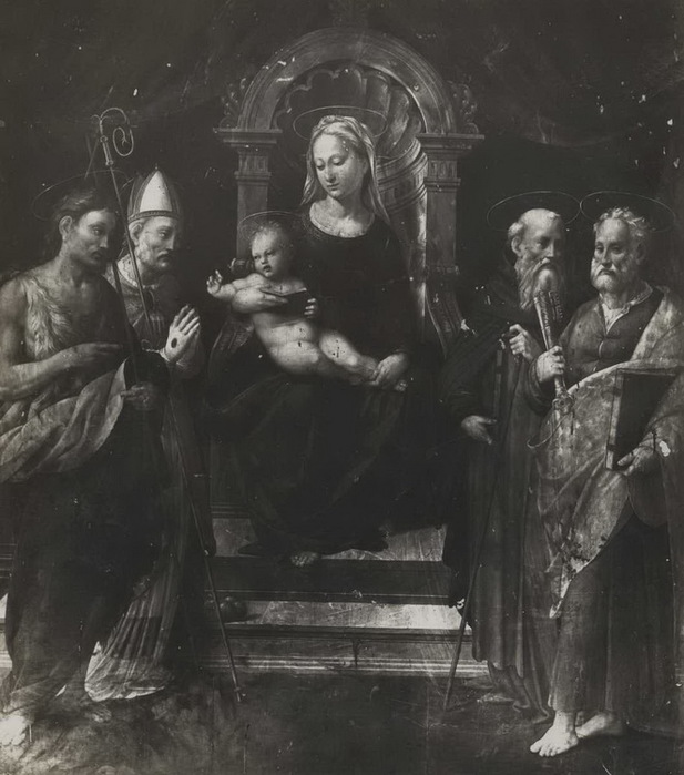 1521 Madonna con Bambino in trono tra san Giovanni Battista, san Nicola di Bari, sant'Antonio Abate e san Pietro (617x700, 103Kb)