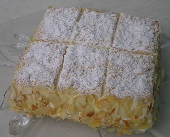 фризский торт с джемом из слив 1 (700x564, 568Kb)