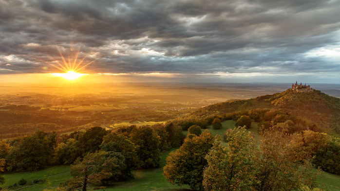 Dramatic sunset in late summer, Hohenzollern Castle, Baden-Württemberg, Germany (700x393, 349Kb)