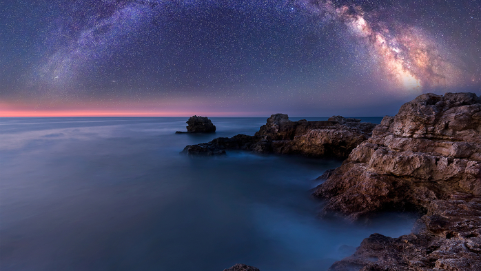Night landscape with Milky Way Galaxy above the Black sea, Bulgaria (700x393, 328Kb)