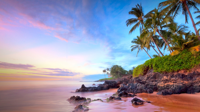 Palm trees on Poolenalena beach at sunset, Maui, Hawaii, USA (700x393, 338Kb)