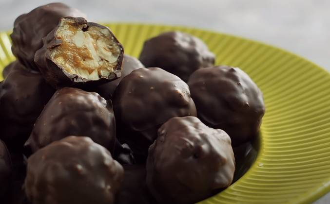 Домашние конфеты Грильяж в шоколаде как в детстве1 (677x420, 113Kb)