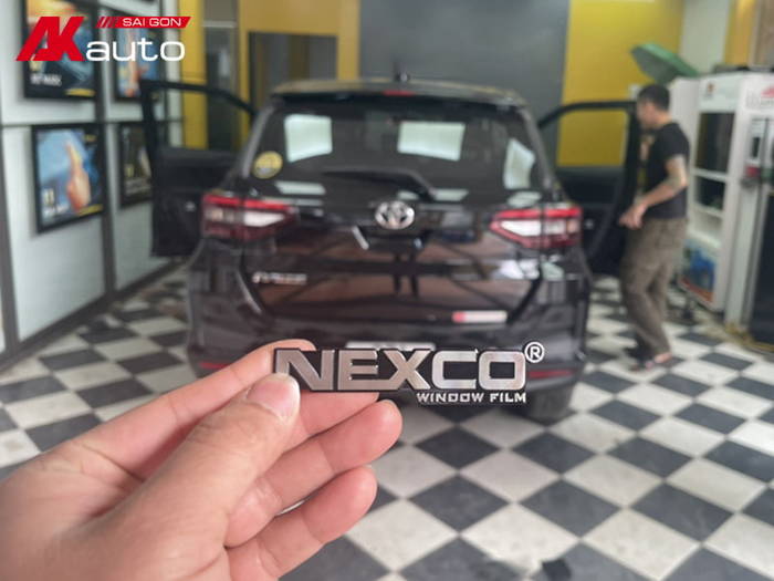 gia-phim-cach-nhiet-nexco-chinh-hang-tem-phan-quang (700x525, 41Kb)