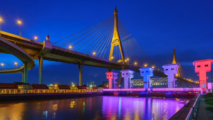 Bhumibol Bridge or Industrial Ring Bridge crossing Chao Phraya River, Bangkok, Thailand (700x393, 325Kb)