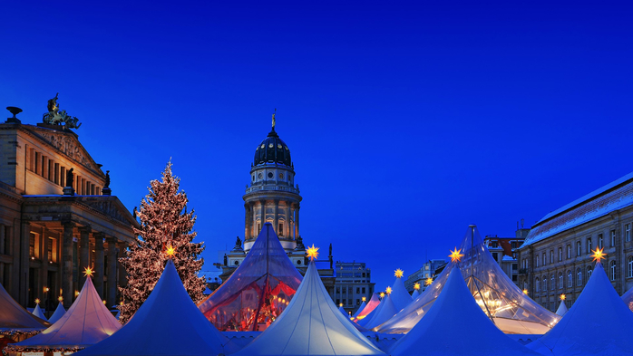 Blue hour at the Christmas market, Gendarmenmarkt, Mitte, Berlin, Germany (700x393, 262Kb)