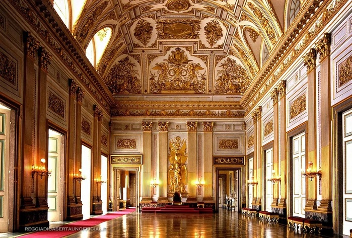 reggia-di-caserta-sala-del-trono (900x673, 198Kb)