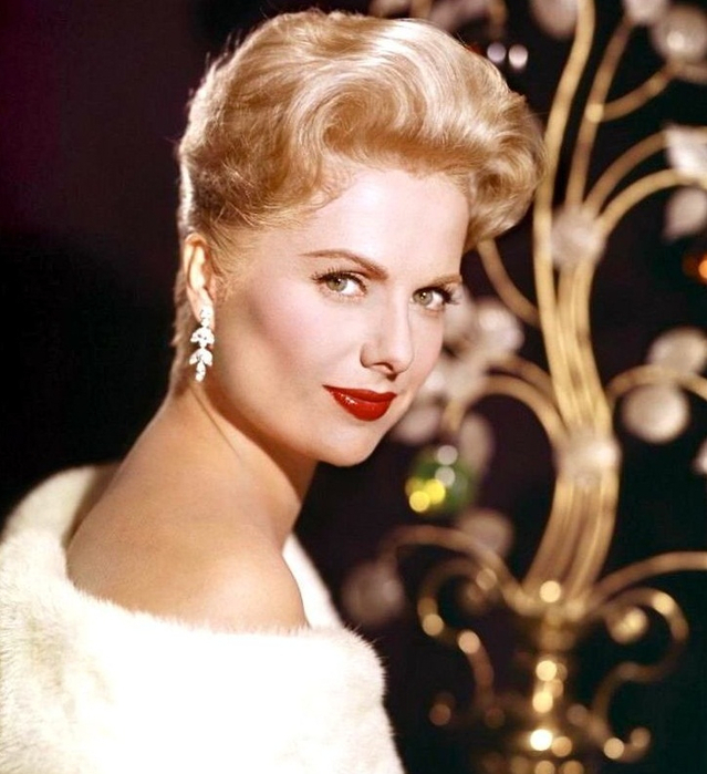 155646934_de7b5ff58d8f3d06c872ff67fe411b44vintagehollywoodhollywoodglamour (639x699, 393Kb)