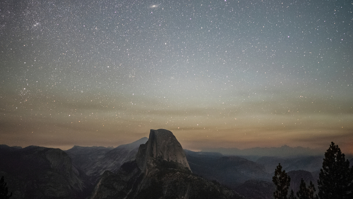 Starry night over Half Dome - Yosemite (700x393, 262Kb)