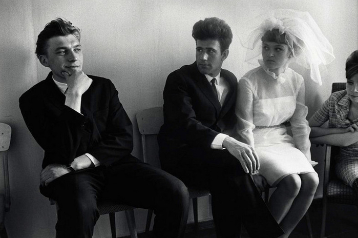 ссср Жених и невеста со свидетелями, Братск, 1967 (700x464, 187Kb)