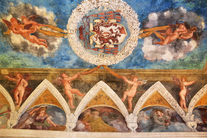 Trento,_Castello_del_Buonconsiglio_Dossi_frescoes,_-_Carlo_D (9) (700x465, 176Kb)